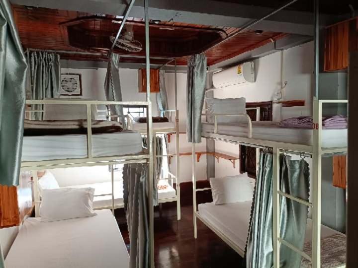 City Backpackers & Travel Luang Prabang Exterior foto
